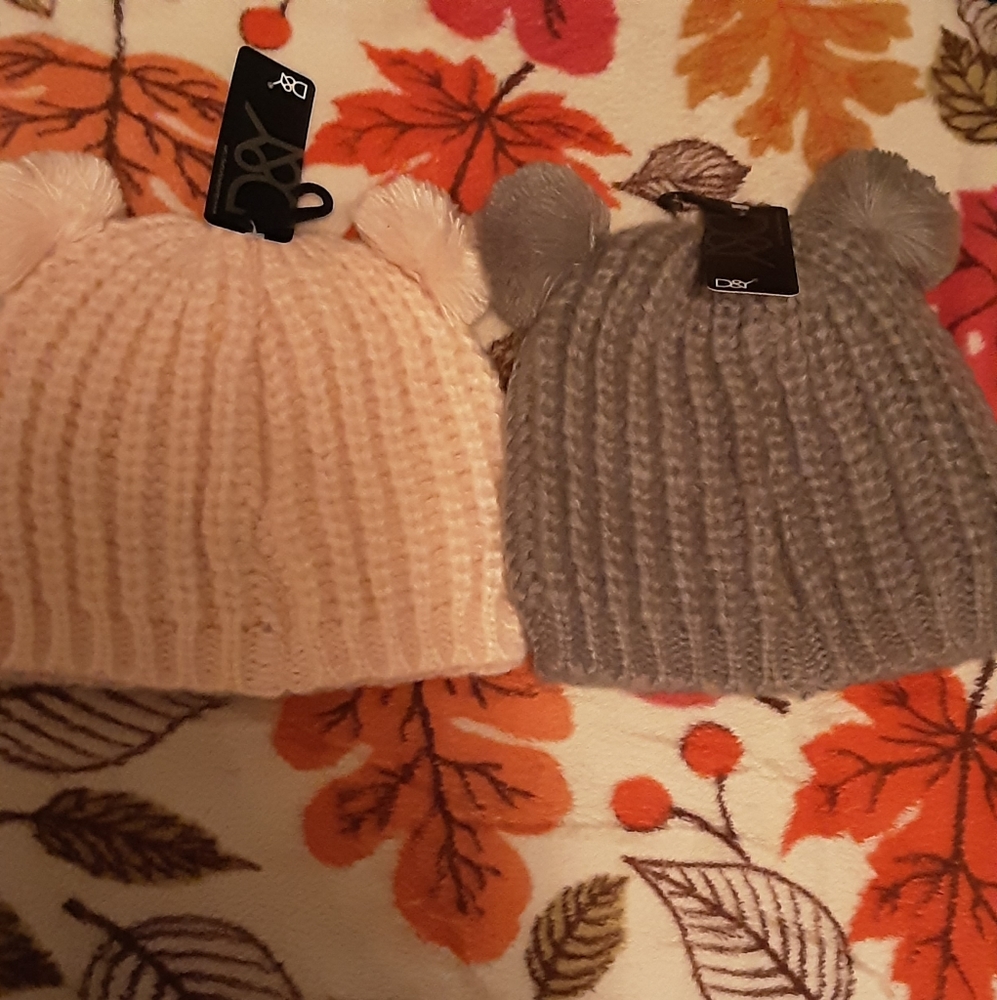 Pom Crochet Beanie Hats NWT Claires